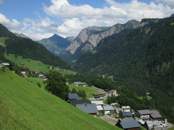 Sonntag mit Haus Walserstolz