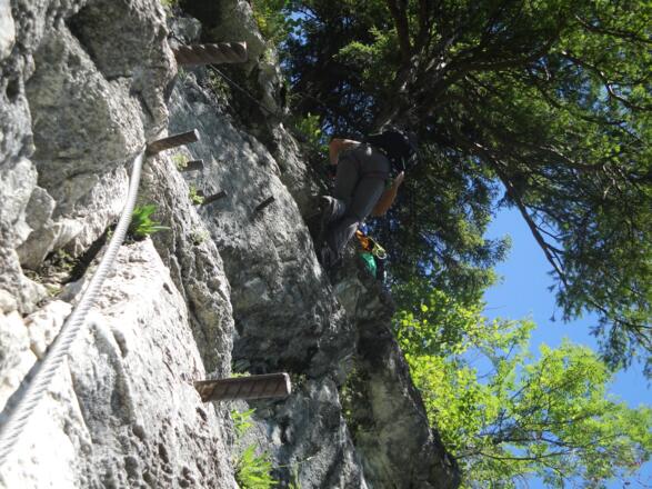 Nach der Panoramaleiter geht es steil weiter.