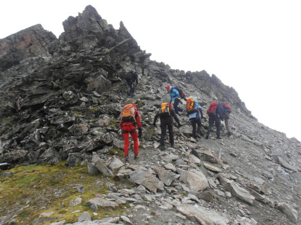 Unterhalb der Vorderen Jamspitze quert man zum Jamjoch hinüber.