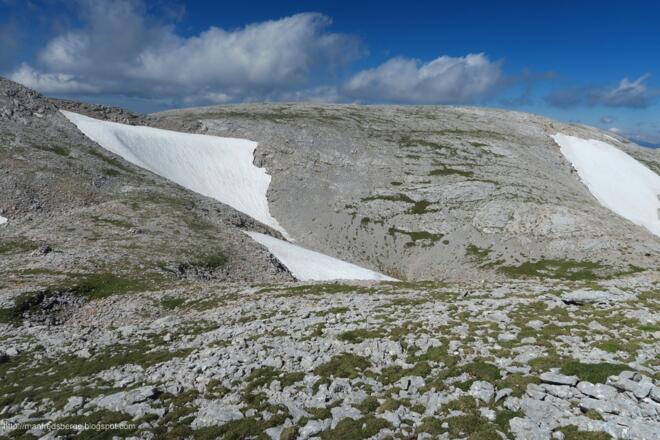 Jetzt erfolgt noch der lange Abstieg am markierten Wanderweg