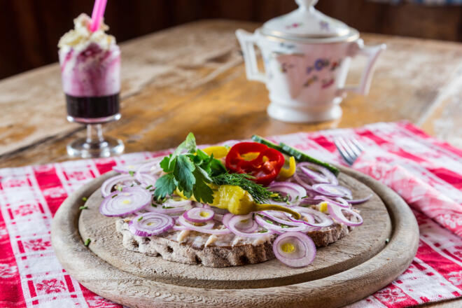 Unser AlmSchmankerl - das Schmalzbrot