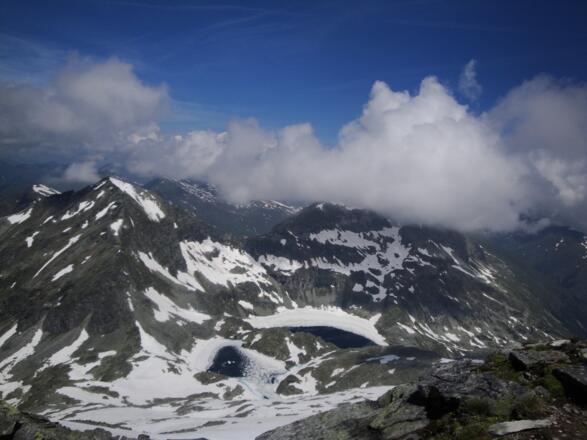 Oberer und Unterer Schwarzsee vom Weinschnabel