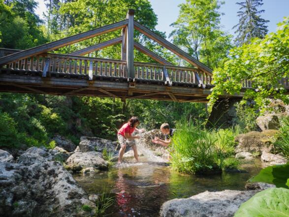 Abkühlung unter dem Teufelssteg