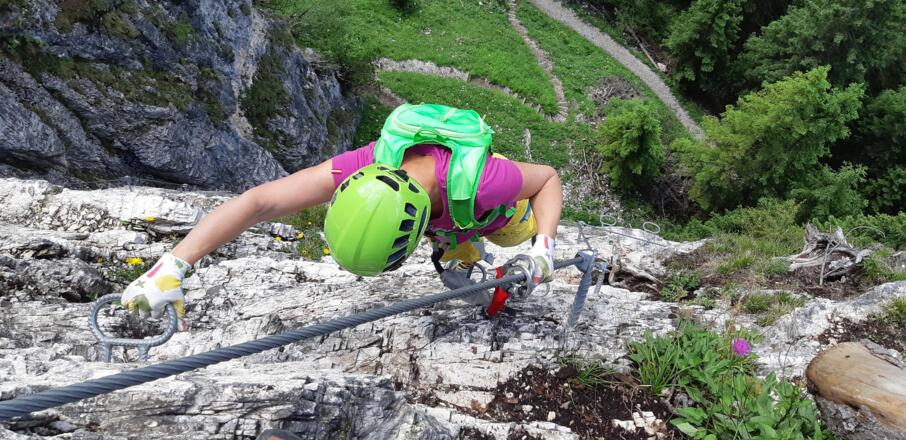 Dann führt der Klettersteig nur mehr &quot;einspurig&quot; weiter.