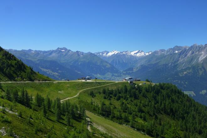 Bergstation Goldriedbahn vom Höhenweg