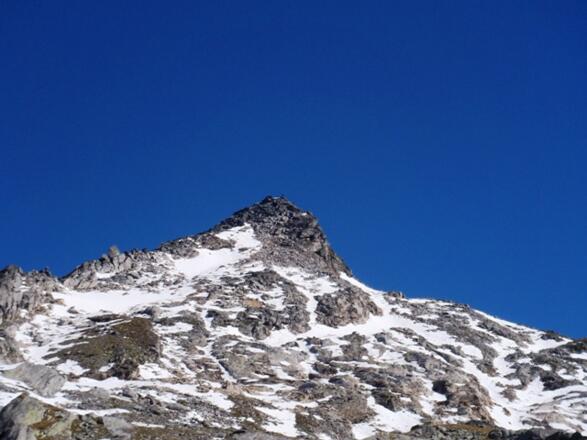 Blick auf den Gipfel des Weinschnabels 