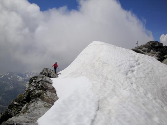 Gipfelwächte vor dem Weinschnabel