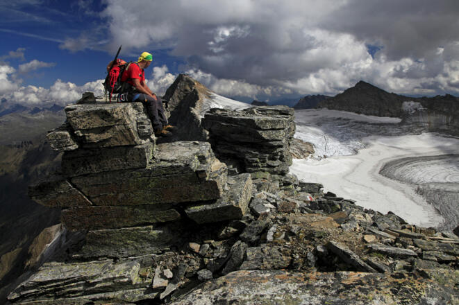 Blick vom Goldzechkopf zum Hohen Sonnblick (hinten links) &amp; zur Goldbergspitze (hinten rechts)