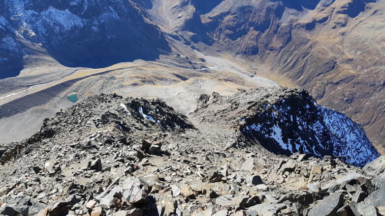 Abstieg in die Südwest-Flanke