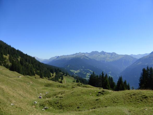 Korallenriff mit Blick auf den Kristberg