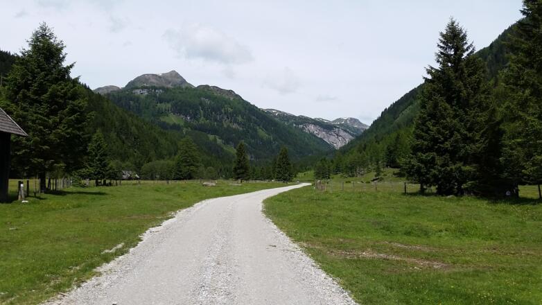 Weg führt zur Granglerhütte