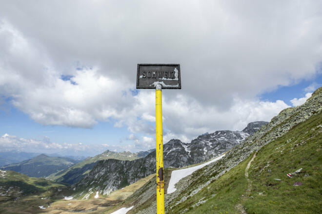 Sarotlapass - Grenze zur Schweiz (c) Lucas Tiefenthaler / Vorarlberg Tourismus