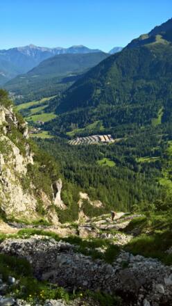 Blick auf die Talstation aus dem Hohen Gang
