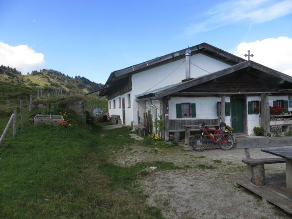 Die Lackalm, links hinten der Schnappen