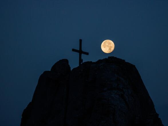 die Adlerspitze bei Vollmond