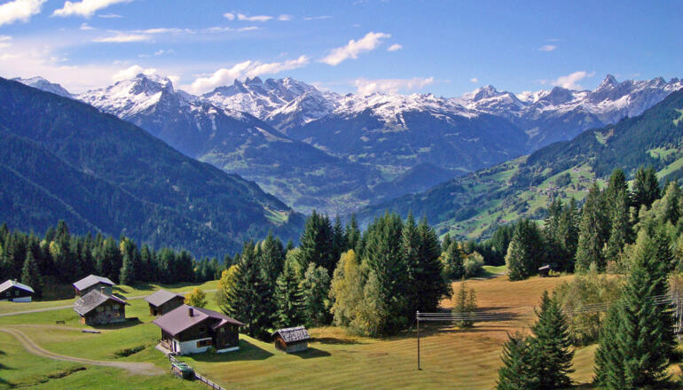 Blick vom Kristberg gegen Rätikon
