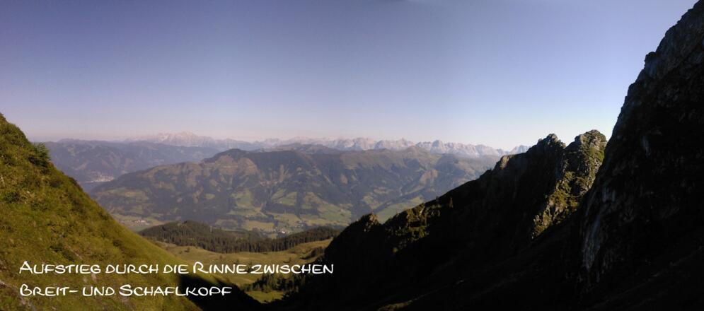 Aufstieg durch die Rinne zwischen Breit- und Schaflkopf