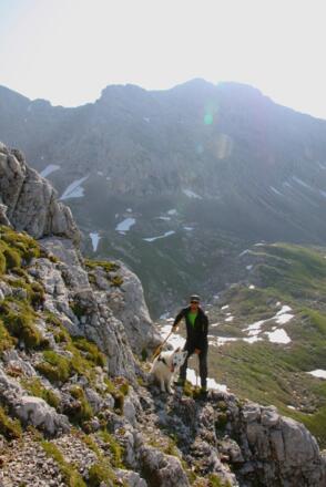 felsiges Gelände beim Aufstieg zur Sonntagskarspitze