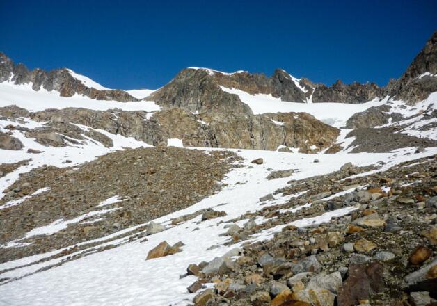 Nach dem felsigen Aufschwung betreten wir den Verborgen-Berg-Ferner