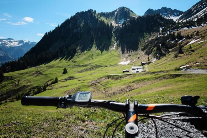 Pberhalb der Alpe Latons