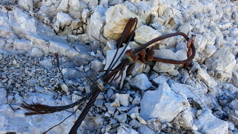 ... die Verankerungen sind nicht zuverlässig.