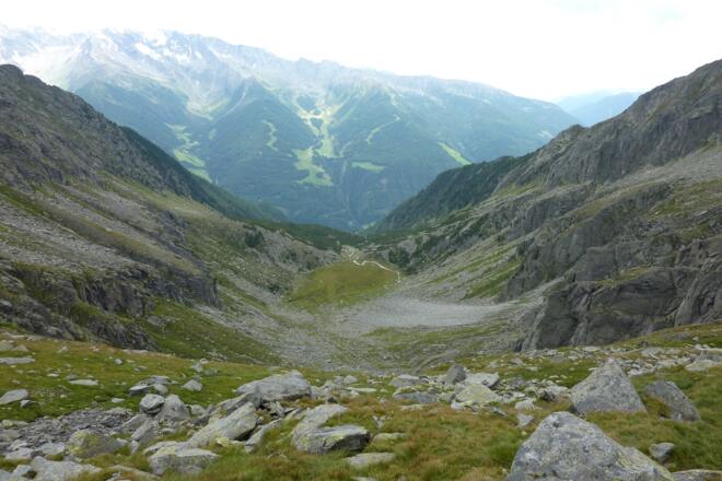 Keilbachmoos vom Abstieg aus gesehen - Stagno Keilbachmoos visto dalla discesa