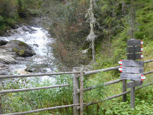 Brücke über den Rötbach