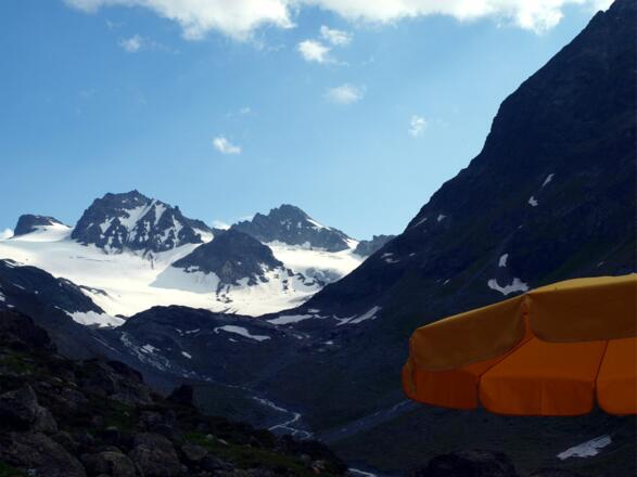 Dreiländerspitze von Jamtalhütte 2165 m