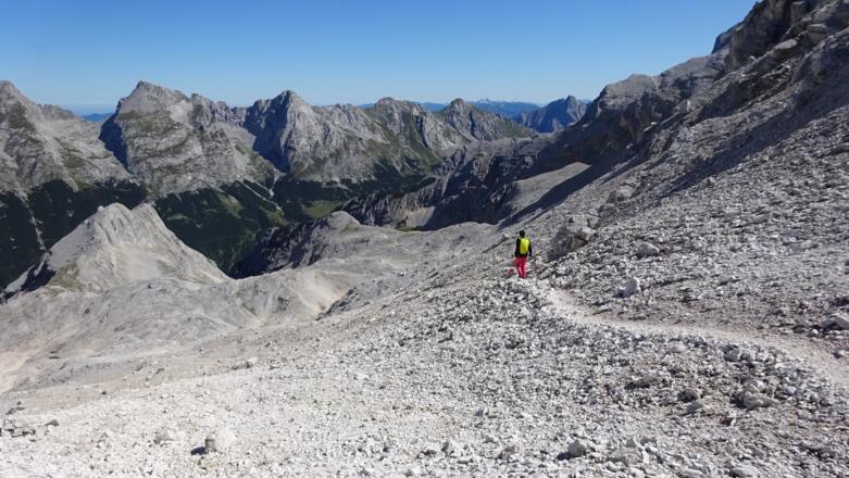 Hinunter ins Seekar und ...