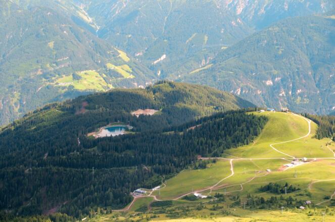 Blick auf Komperdell vom Brunnenjoch (Tele)
