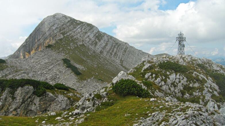 Am südlichen Vorgipfel des Zwölferkogels (im Hintergrund).