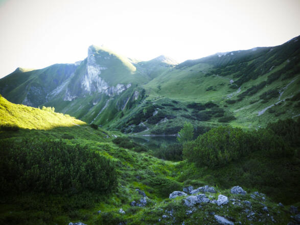 Schochenspitze und Lache - Rechts hoch ist das Lachenjoch