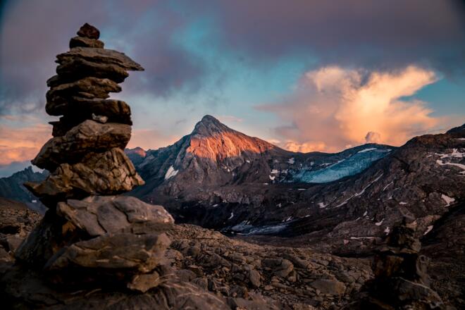 Atemberaubender Sonnenuntergang  mit Blick auf die Schesaplana.