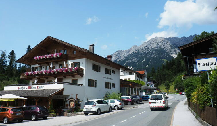 B178 Straße nach Scheffau 685m