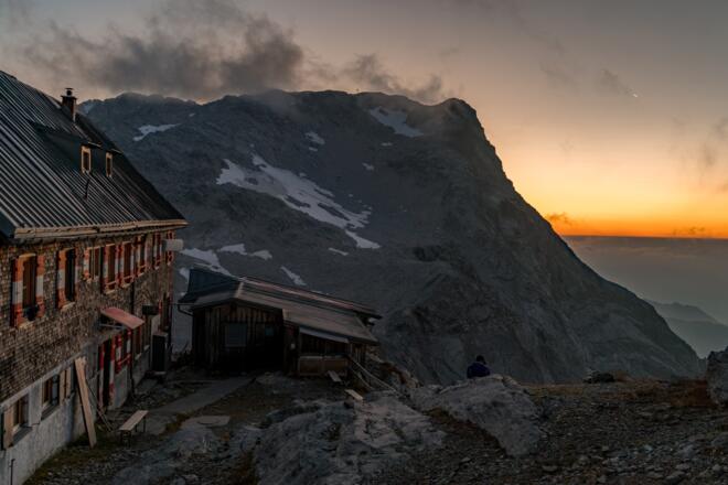 Die Mannheimerhütte auf 2.679 m - hochalpiner Stützpunkt im Rätikon.