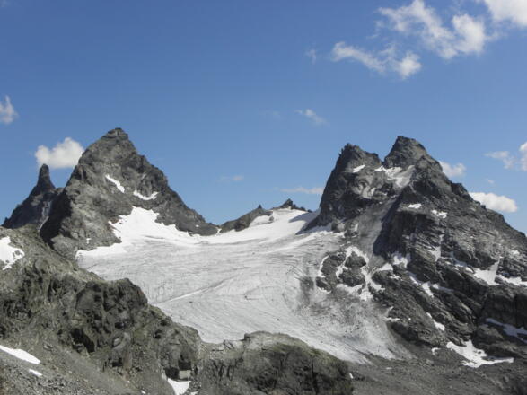 Plattenjoch: Blick auf Grosses und Kleines Seehorn mit Seegletscher