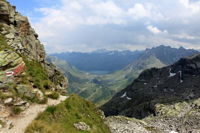 Blick vom Hochmadererjoch auf den Silvretta Stausee