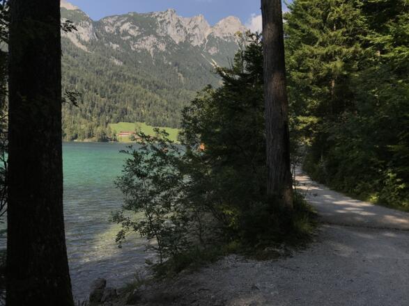 Hintersteiner See at the foot of the Wilder Kaisers