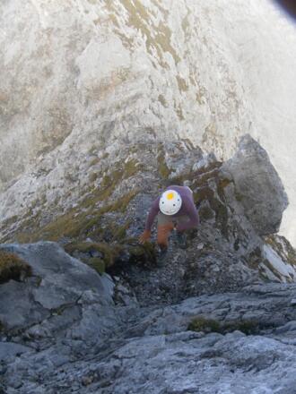 Steilaufschwung zu einem Gratzacken