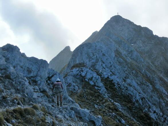 Verbindungsgrat zur Vorderen Karlspitze