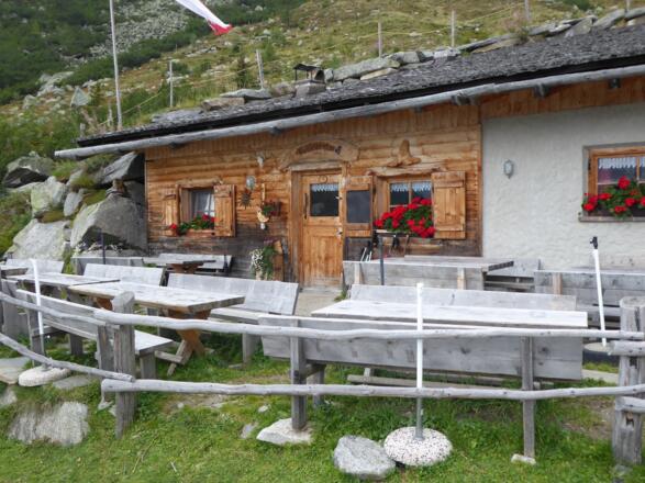 Almaufschank der Hollenzalm