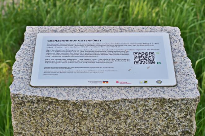 Gedenkstele am Bhf. Gutenfürst