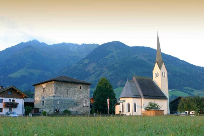 Das Felberturm Museum und die Felberkirche in Mittersill