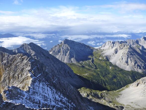 Blick in die Pfeis, mit Stempeljochspitze, Rumer Spitze &amp; Gleirschtaler Brandjoch