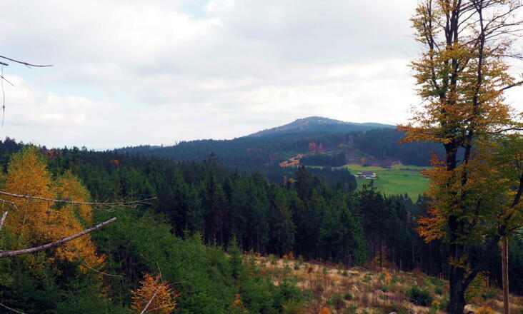 Blick vom Königseder-Felsen zum Sternstein