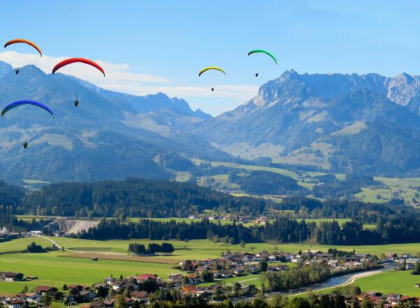 Kössen mit Blick auf das Kaisergebirge