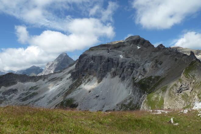 Blick zurück auf den nördlichen Roßlauf und den Grat, links hinunter ins Pflerschtal