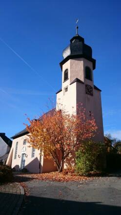 Kirche in Isaar