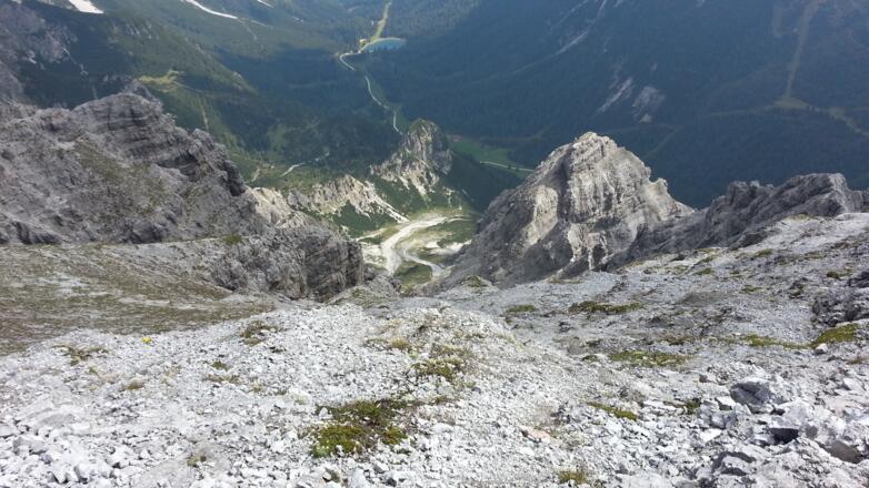 ... hier in die Schlick. Naja a bissl deprimierend wenn man sieht wie weit man noch hinunter muss...