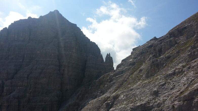 Irgendwie glaubt man es kaum dass man da runterkommen ist.